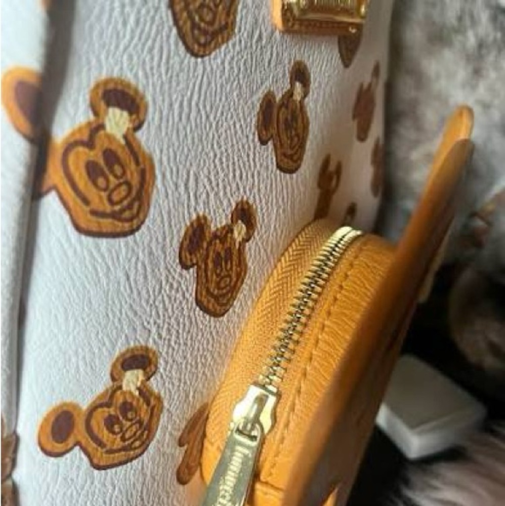 Mickey Mouse Waffle Loungefly Mini Backpack - Picture 3 of 3